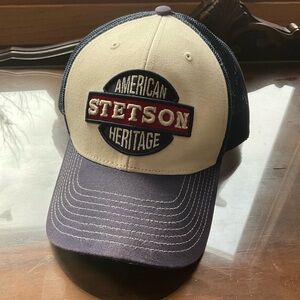 Stetson Mesh Cap with Cream and Black Design